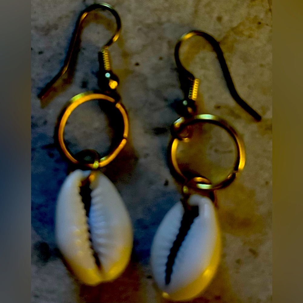 Handcrafted Cowrie Shell earrings